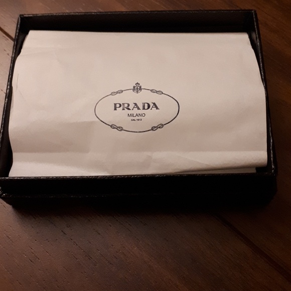 New with Authenticity Card Prada Card Holder - Picture 3 of 4
